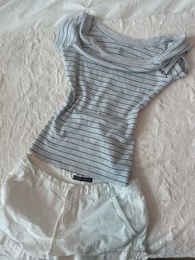 Brandy Melville Bundle T Shirt White Shorts